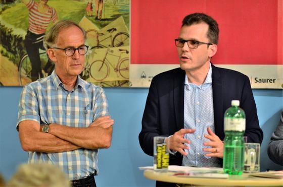 «Richtig und nötig»: Stadtrat Peter Gubser (SP) und CVP-Parlamentarier Dominik Diezi wollen Signal setzen. (Bilder: Max Eichenberger)