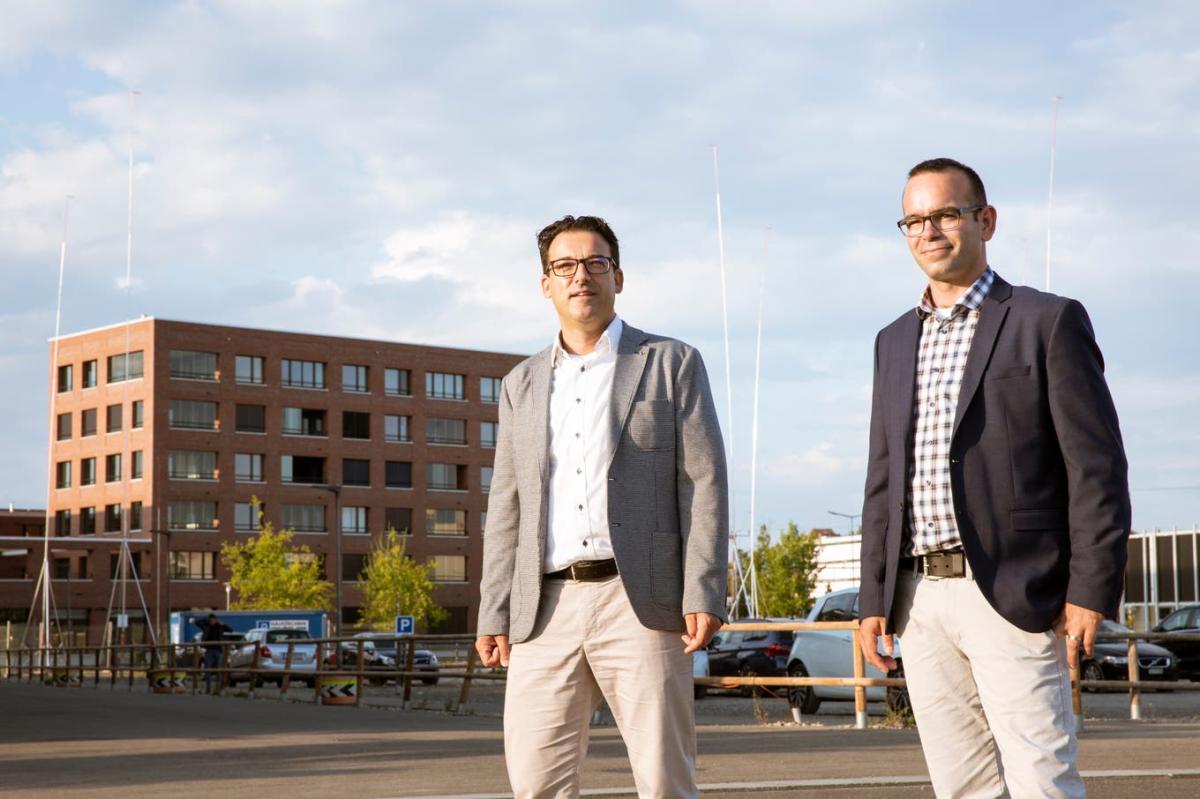 Haben die Standortstrategie der Stadt Arbon vorgestellt: Der beigezogene Experte Remo Daguati und Projektleiter Samuel Struhs.